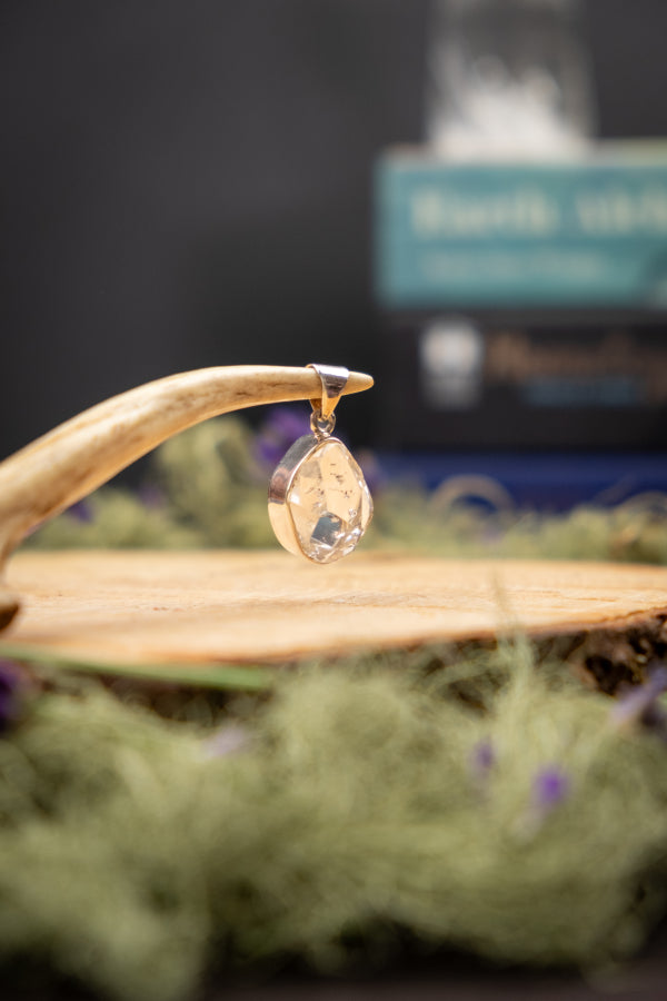 Herkimer Diamond Pendant in Sterling Silver, Clear Quartz Crystal Gem with Exceptional Clarity, High Grade Raw Stone Jewellery