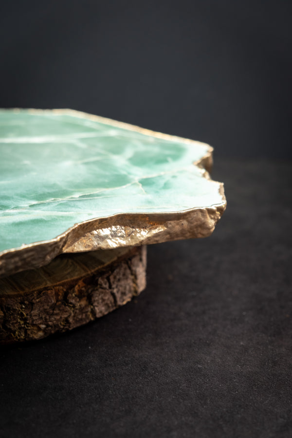 Large Green Aventurine Slab, Crystal Altar Plate, Gemstone Display, Reiki Charging Stone, Green Crystal Slice for Meditation or Home Decor