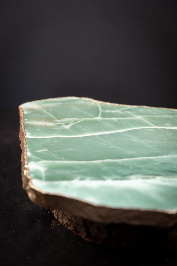Large Green Aventurine Slab, Crystal Altar Plate, Gemstone Display, Reiki Charging Stone, Green Crystal Slice for Meditation or Home Decor