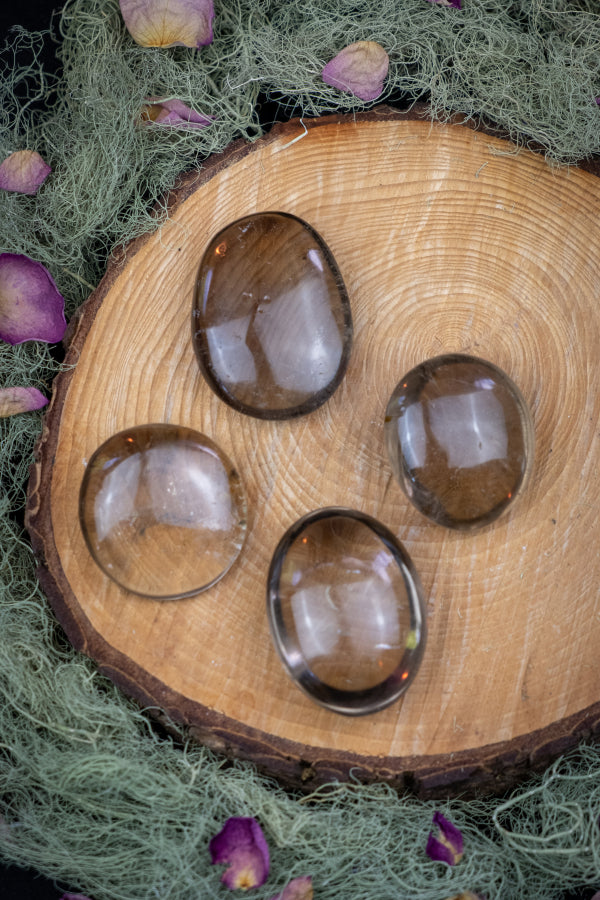 Smokey Quartz crystal galets, Crystal for protection and manifestation, Transmute negativity, Crystal to carry or home, Healing crystal.