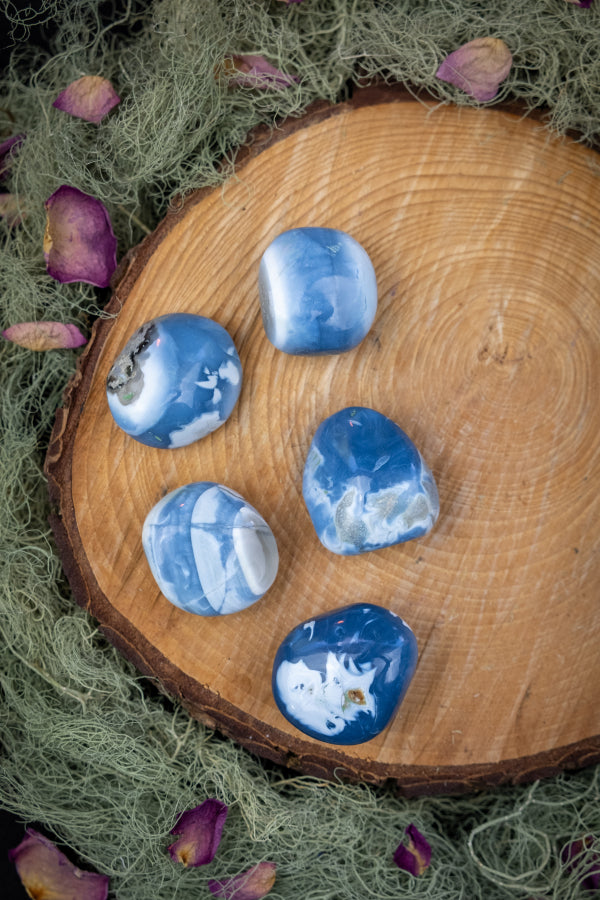 Owyhee Blue Opal Pebbles, USA, Calming Healing Crystal Stone for Tranquillity, Intuition and Inner Peace1