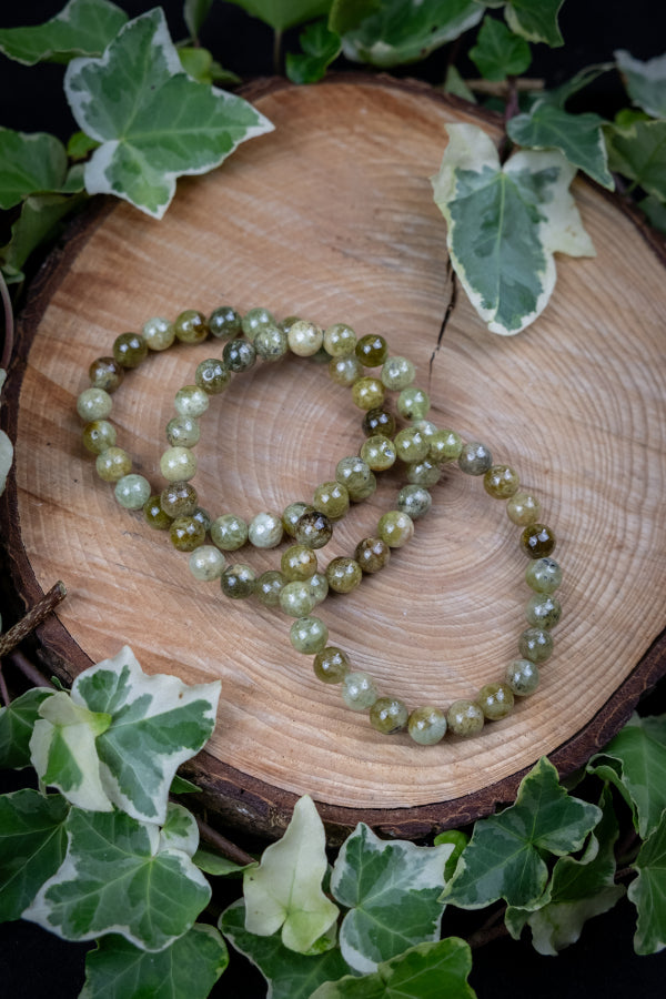 Natural Green Garnet Bracelet, 8mm Gemstone Beads, Healing Crystal Bracelet for Energy Renewal, Heart Chakra Stone Jewellery