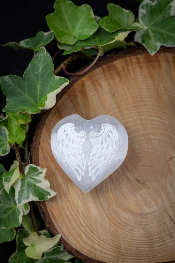 Selenite Crystal Heart, Etched with Angel Wings, Crystal to purify, Cleansing, Crystal for connection, Sacred Symbol, Angels