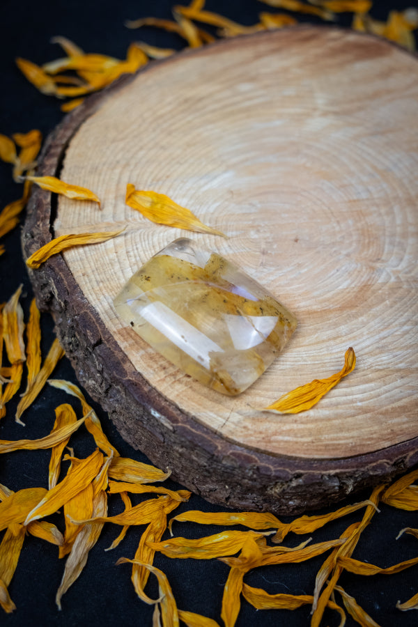 Golden Healer Quartz Cabochon, Polished Healing Crystal with Flat Back, Energy Alignment Stone, Ethically Sourced Brazil