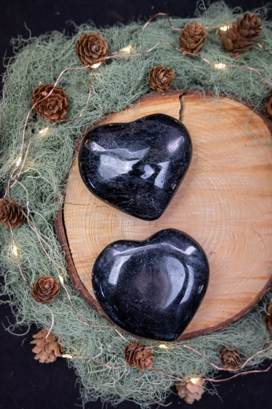 Black Tourmaline Heart Crystal, Protective Gemstone Heart, Grounding Stone for Energy Shielding, Root Chakra Healing Crystal