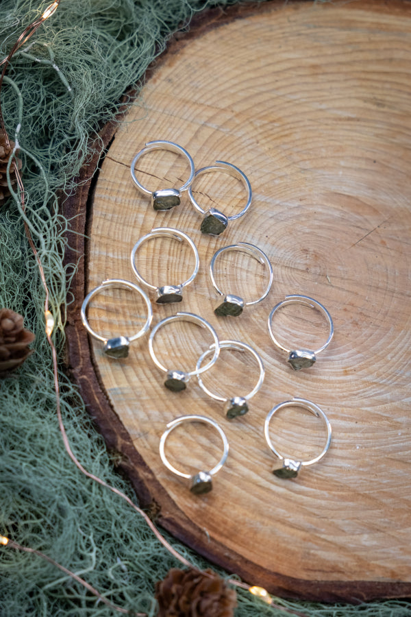 Moldavite Adjustable Ring Sterling Silver, Raw Crystal Gemstone Ring, Unique Healing Stone Jewellery UK
