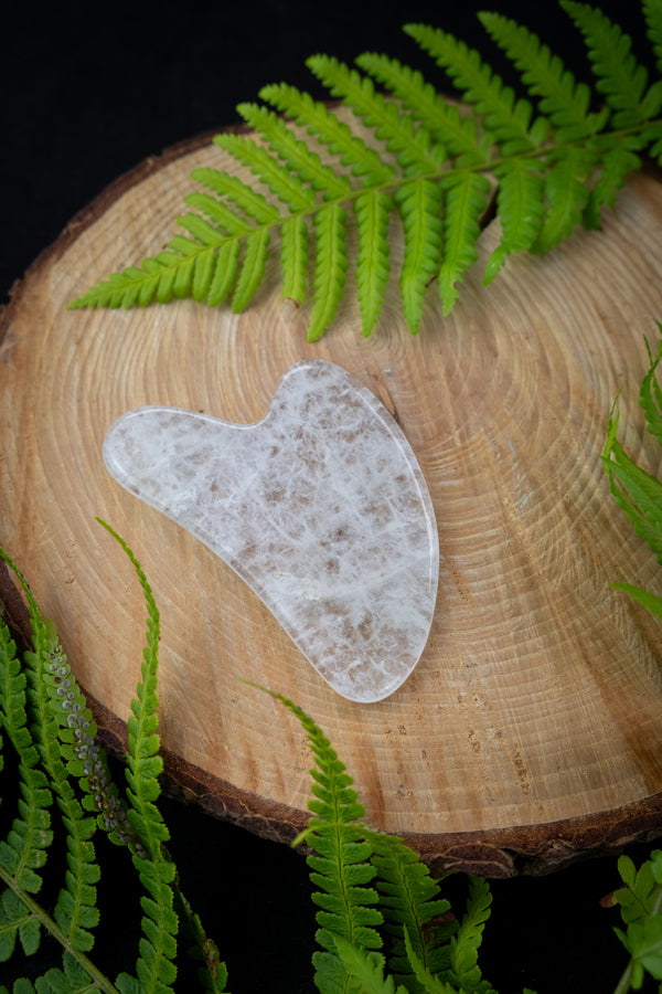 Quartz Gua Sha Comb