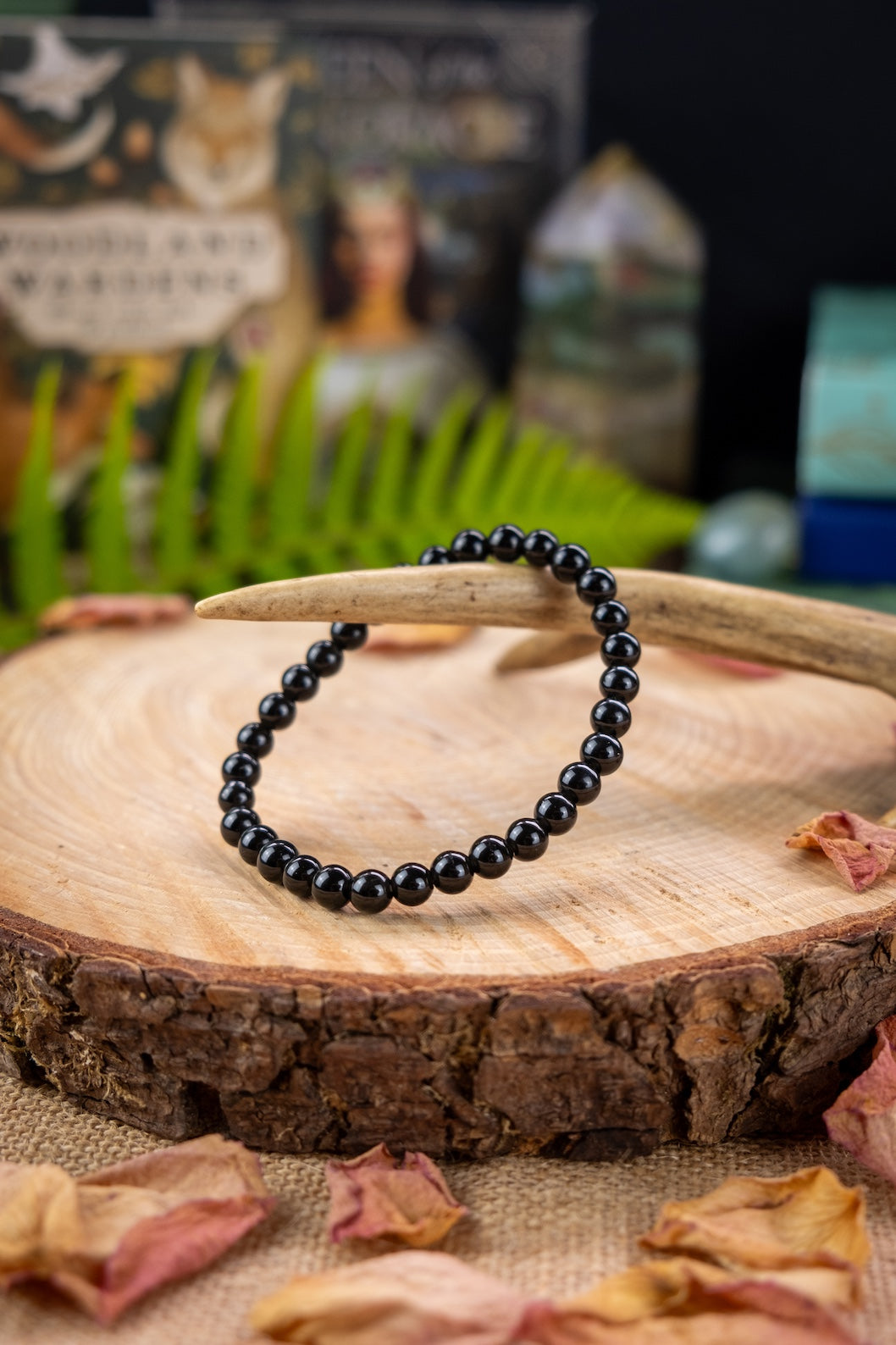Obsidian crystal bracelet, Cleansing, transformation and protection crystal.