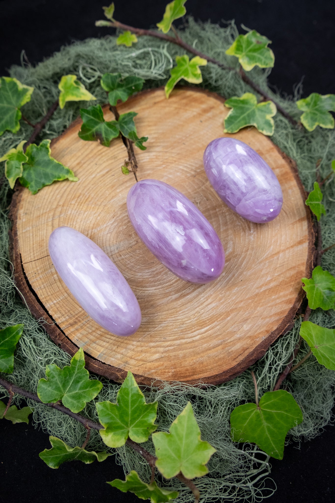 High Grade Kunzite Lingham Crystal Lilac Healing Stone for Heart Chakra Soothing Emotional Balance and Spiritual Calm