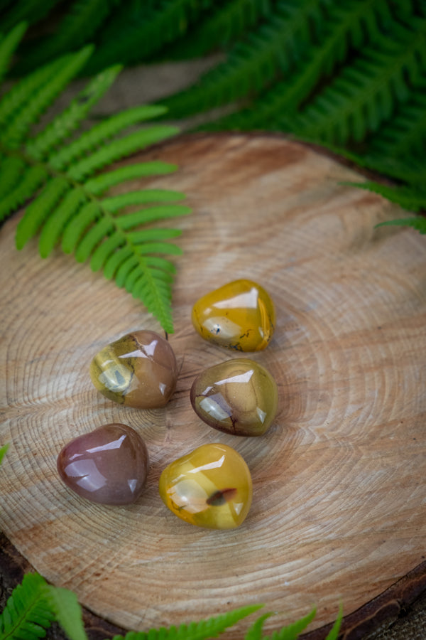Mookaite Jasper Heart shaped crystal, Crystal for insight, wisdom, Solar plexus and heart chakra.