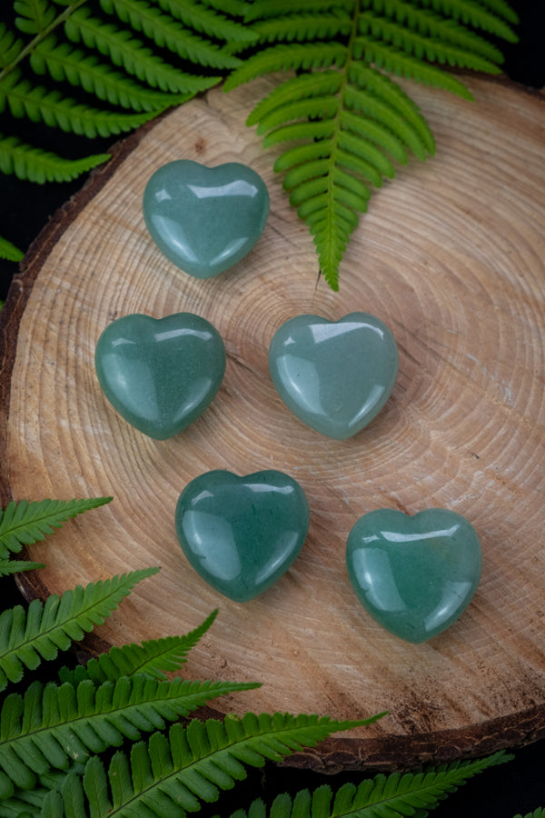 Green Aventurine, Crystal hearts, Crystal for luck, manifestation, abundance.