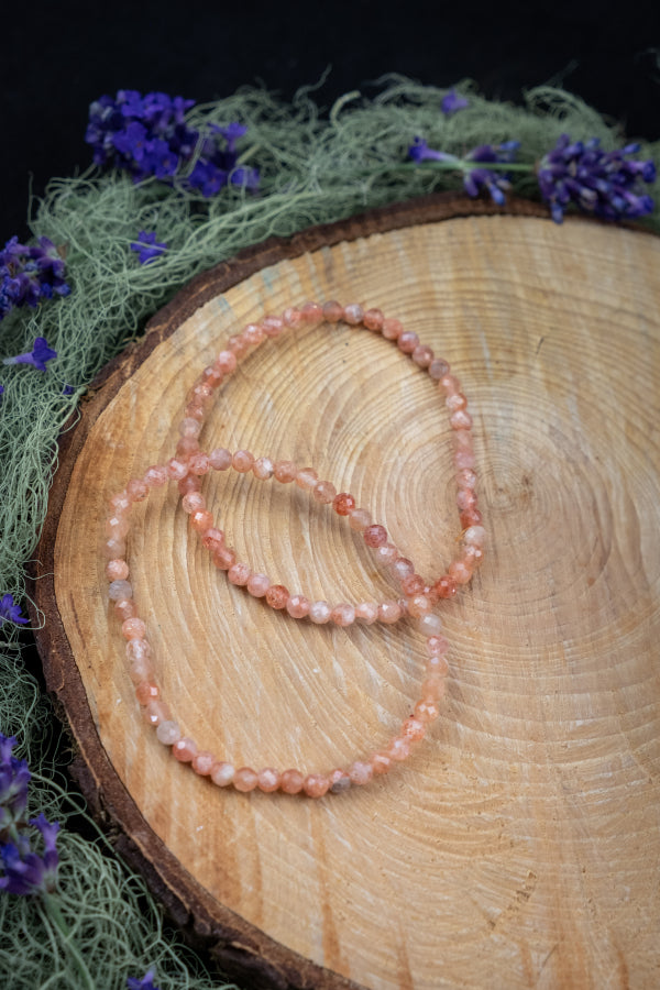 Sunstone crystal bracelet 4mm facet, Crystal for joy, Abundance crystal, Manifesting gemstone, Sun energy crystal