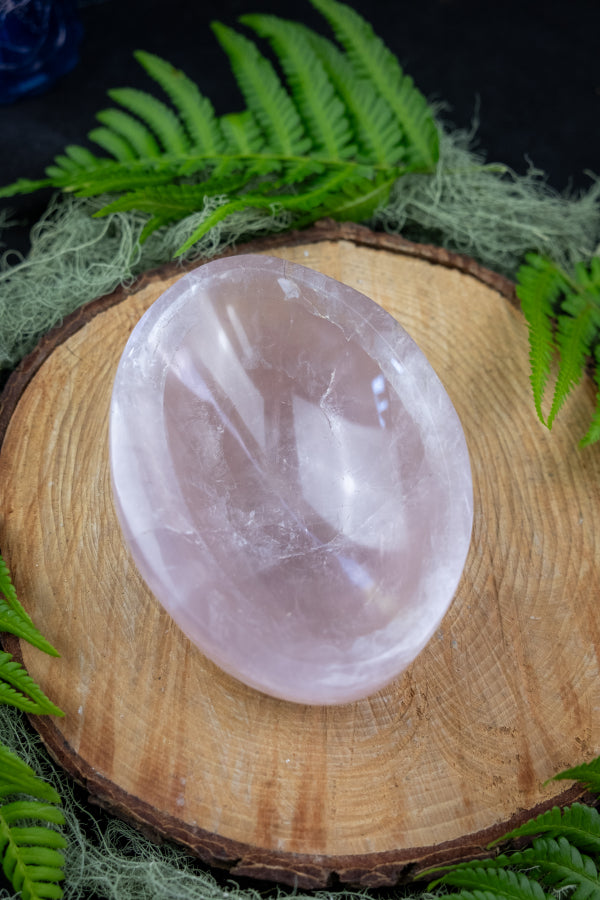 Rose Quartz Bowl for Love, Calm and Heart Healing, Crystal Gemstone Carved Bowl, High Grade Rose Quartz Offering Stone