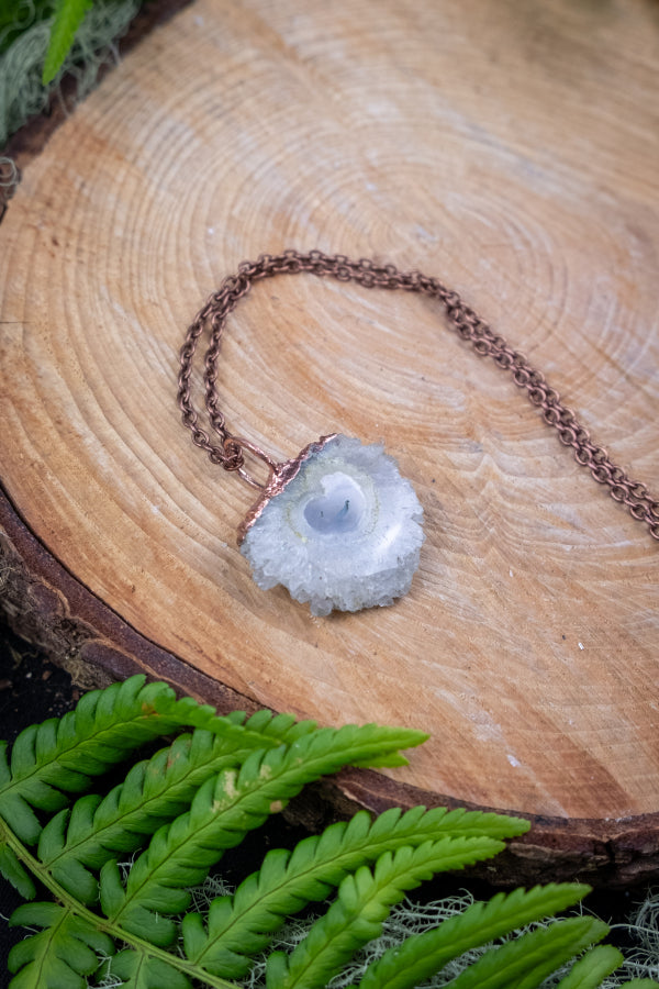 Solar Quartz Pendant, Unique Crystal Necklace, Raw Gemstone Jewellery, Aura Quartz Slice, Spiritual Healing Stone, Boho Copper Pendant