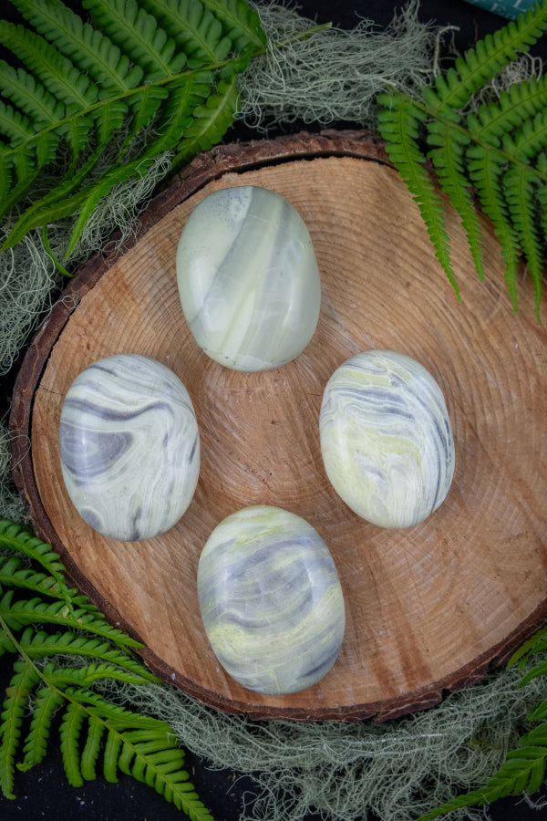 Infinite Stone Palm Stone from India, Soothing Serpentine and Chrysotile Crystal for Healing, Energy Cleanse and Deep Rest Stone