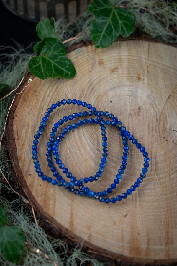 Lapis Lazuli crystal bracelet, Faceted, boho style, Crystal to stimulate psychic abilities & inner vision, Release stress. Throat chakra.