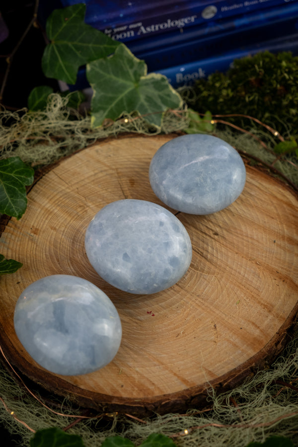 Blue Calcite Palm Stone, Soothing Crystal, Calming Energy, Third Eye and Throat Chakra, Emotional Healing, Sleep & Relaxation Stone