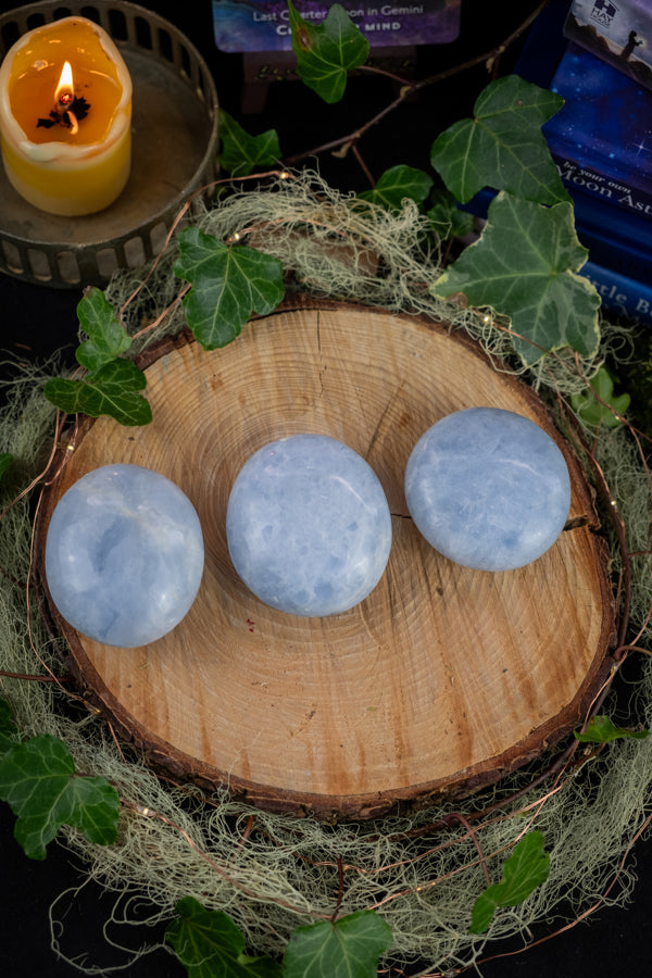 Blue Calcite Palm Stone, Soothing Crystal, Calming Energy, Third Eye and Throat Chakra, Emotional Healing, Sleep & Relaxation Stone
