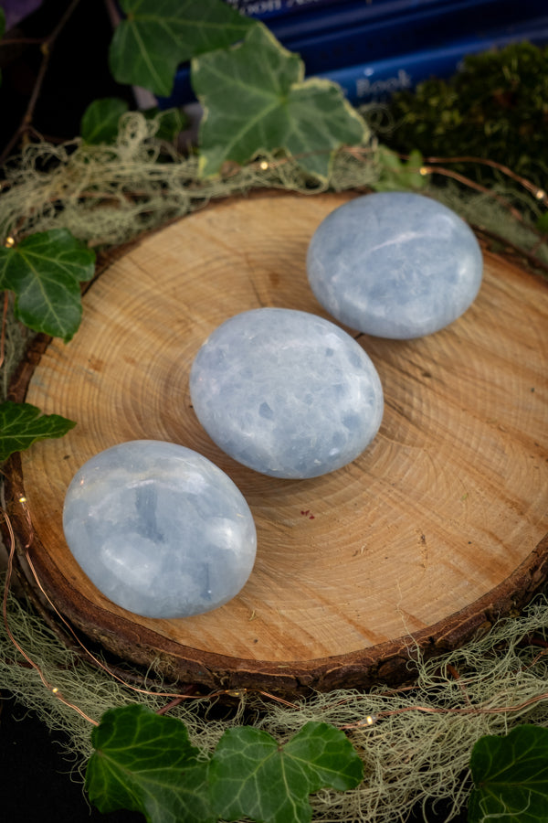 Blue Calcite Palm Stone, Soothing Crystal, Calming Energy, Third Eye and Throat Chakra, Emotional Healing, Sleep & Relaxation Stone