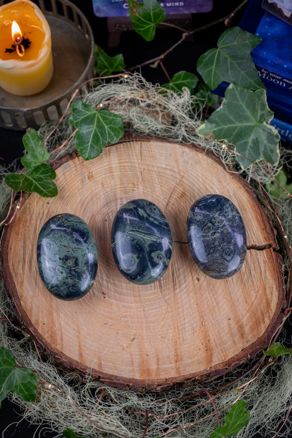 Kambaba Jasper Palm Stone, Crystal Healing Gemstone, Emotional Grounding, Ancient Earth Energy, Soothing Heart & Root Chakra Stone