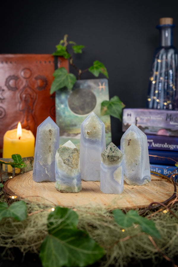 Blue Chalcedony Crystal Point, Nurturing energy, Promotes Peace & Calm, Encourage Self Reflection, Encourages stillness and calm