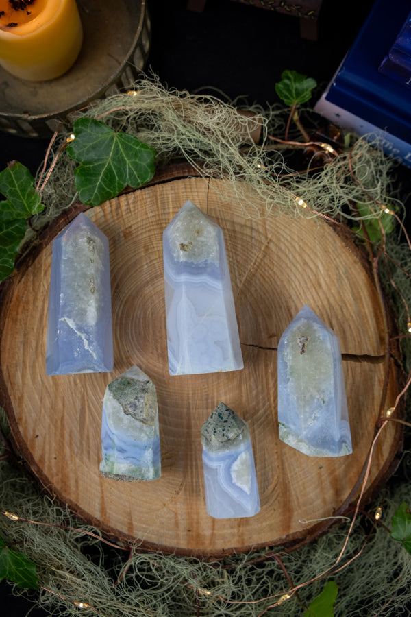 Blue Chalcedony Crystal Point, Nurturing energy, Promotes Peace & Calm, Encourage Self Reflection, Encourages stillness and calm