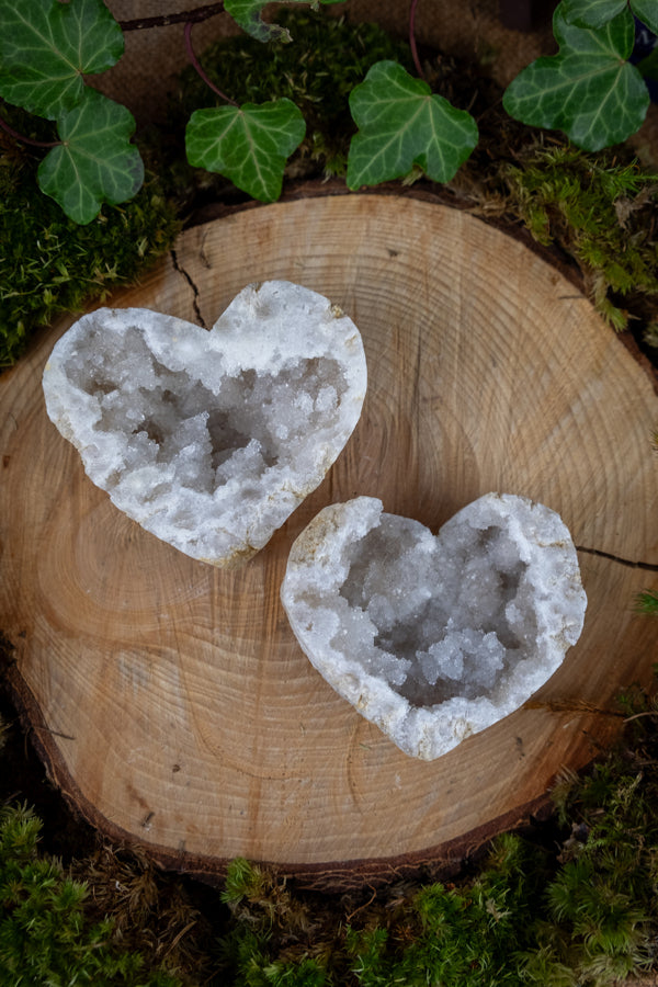 Quartz Geode, Crystal Cave, Energy Cleanser, Master Healer, Heart shaped geode, Heart shaped crystal, Crystal for love.