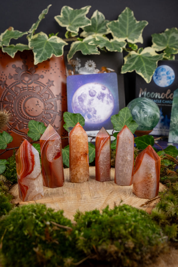 Carnelian & Quartz Points, Powerful Gemstones for Creative Vitality, Spiritual Healing, Energy Amplification and Balance, Sacral chakra gem