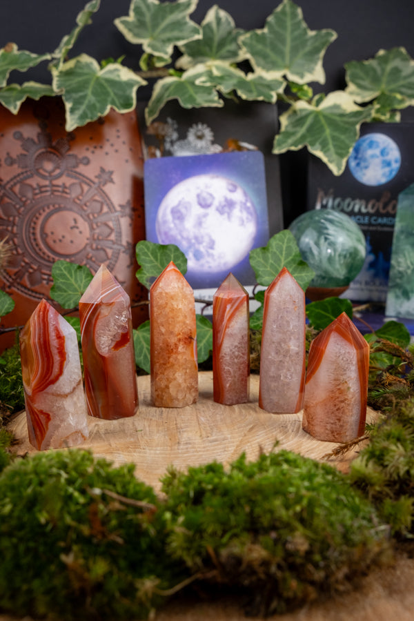 Carnelian & Quartz Points, Powerful Gemstones for Creative Vitality, Spiritual Healing, Energy Amplification and Balance, Sacral chakra gem