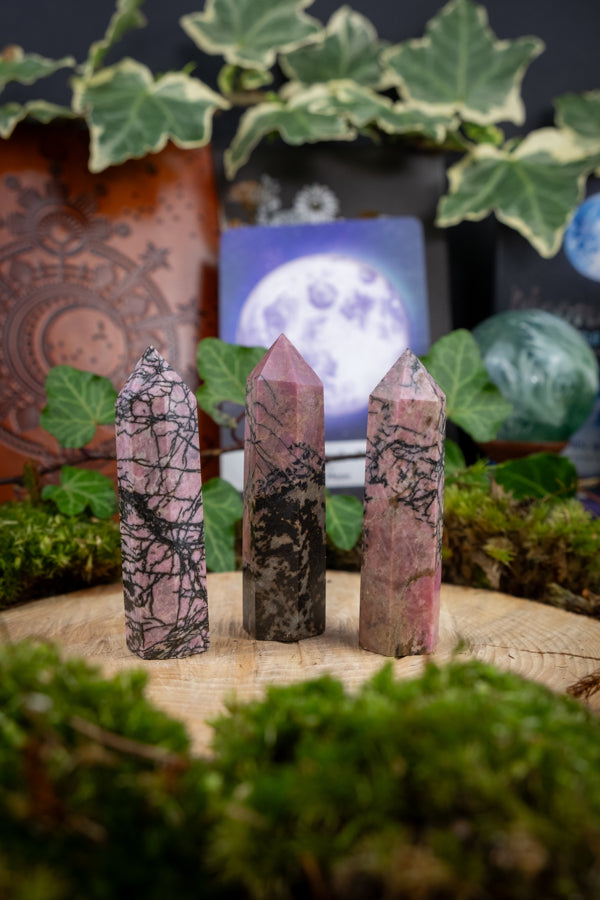 Rhodonite point, Emotional Healing, Heart Chakra, Self-Love, Forgiveness, Crystal Energy