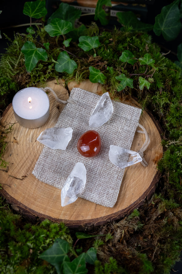 Crystal Kit for love, Crystal for passion, Intention setting kit, Carnelian crystal, Clear Quartz, Crystal grids, intention stones, Moon Kit