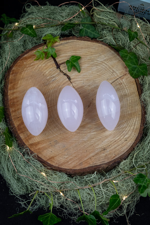 Pink Calcite Spheroid, Mangano Calcite Palm Stone, Soothing Crystal for Meditation, Tactile Gemstone, Emotional Healing Stone