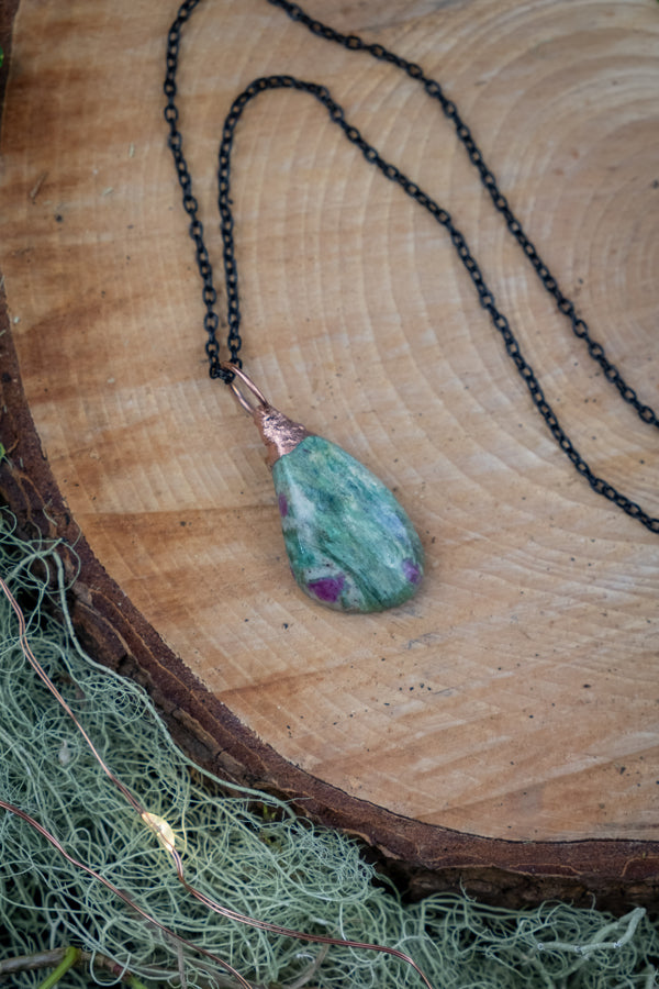 Ruby Fuchsite Pendant, Copper Electroformed Crystal Jewellery, Nature Inspired Gemstone Necklace, Handcrafted Artisan Boat Made