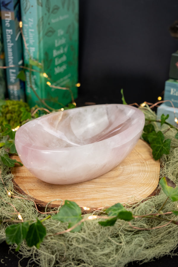Rose Quartz Bowl for Love, Calm and Heart Healing, Crystal Gemstone Carved Bowl, High Grade Rose Quartz Offering Stone