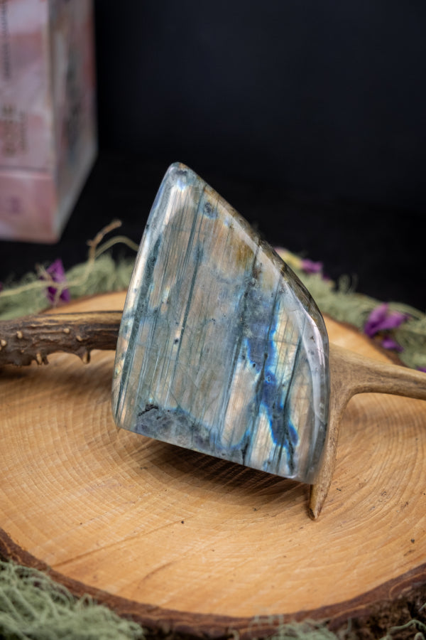 Sunset Labradorite Freeform, Flashy Labradorite Gemstone, Polished Crystal, Transformation Stone, Spiritual Protection, Chakra Healing