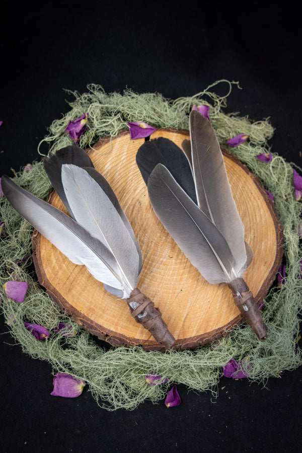 Energy Cleansing Fan with Crystal Quartz, Feathers from Dartmoor, Smudge Fan for Smoke Cleansing Rituals and Energy Shifting