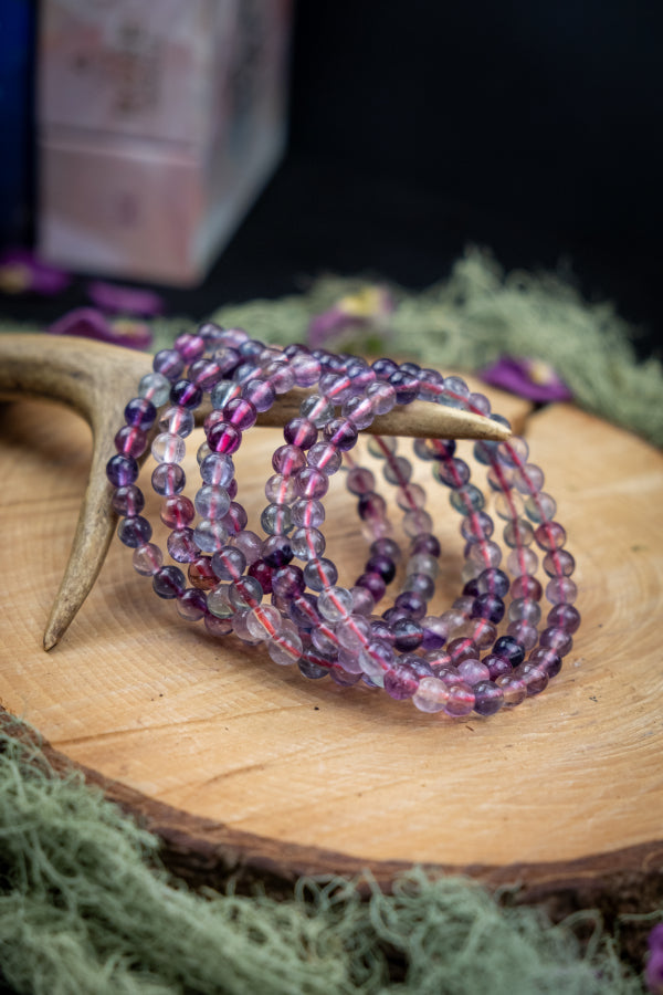 Fluorite crystal bracelet, Flush toxins, boosts immunity, Ease joint pain