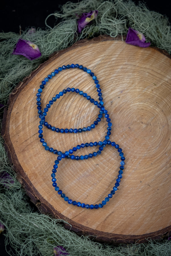 Dark Blue Kyanite Faceted Gemstone Bracelet, 4mm Crystal Bead Bracelet, High Grade Sparkly Kyanite Stone for Throat Chakra Healing