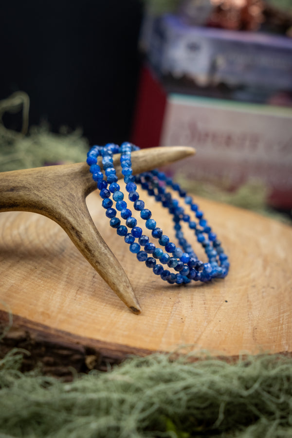 Dark Blue Kyanite Faceted Gemstone Bracelet, 4mm Crystal Bead Bracelet, High Grade Sparkly Kyanite Stone for Throat Chakra Healing