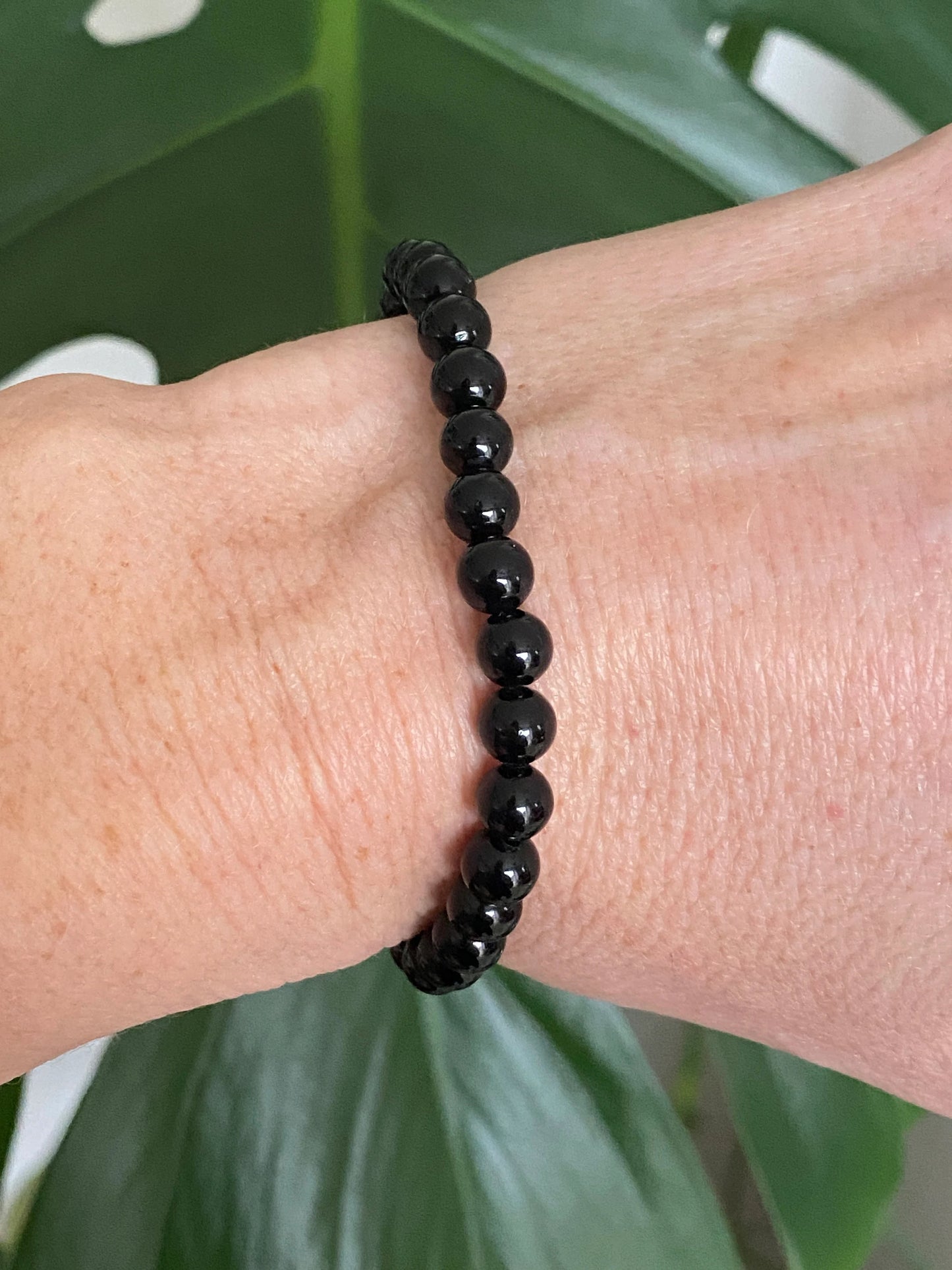Obsidian crystal bracelet, Cleansing, transformation and protection crystal.