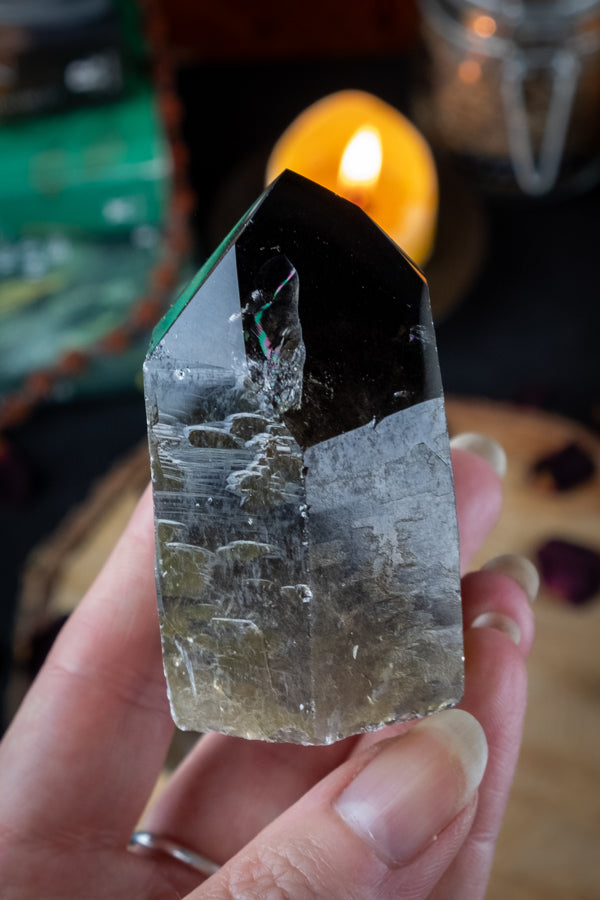 Smokey Quartz crystal points, Crystal for protection and manifestation, Transmute negativity, Crystal to carry or home, Healing crystal.