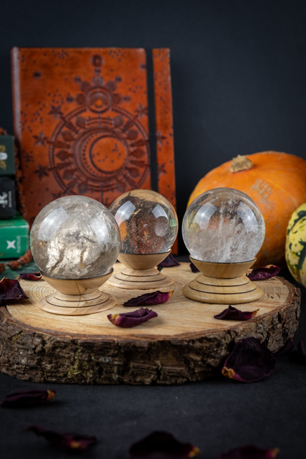 Smokey Quartz Crystal Sphere, Crystal for protection and manifestation, Transmute negativity, Crystal to carry or home, Healing crystal.