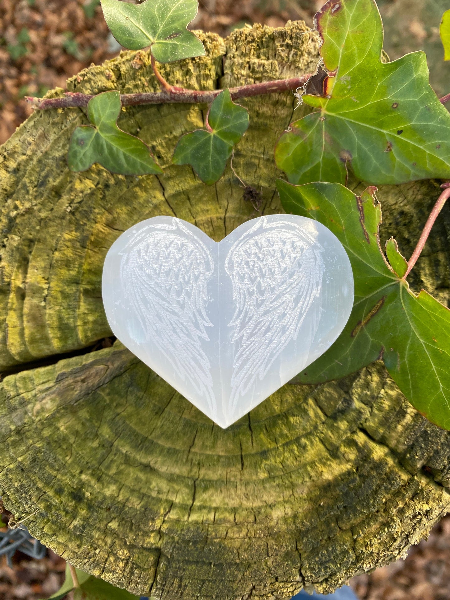 Selenite Crystal Heart, Etched with Angel Wings, Crystal to purify, Cleansing, Crystal for connection, Sacred Symbol, Angels