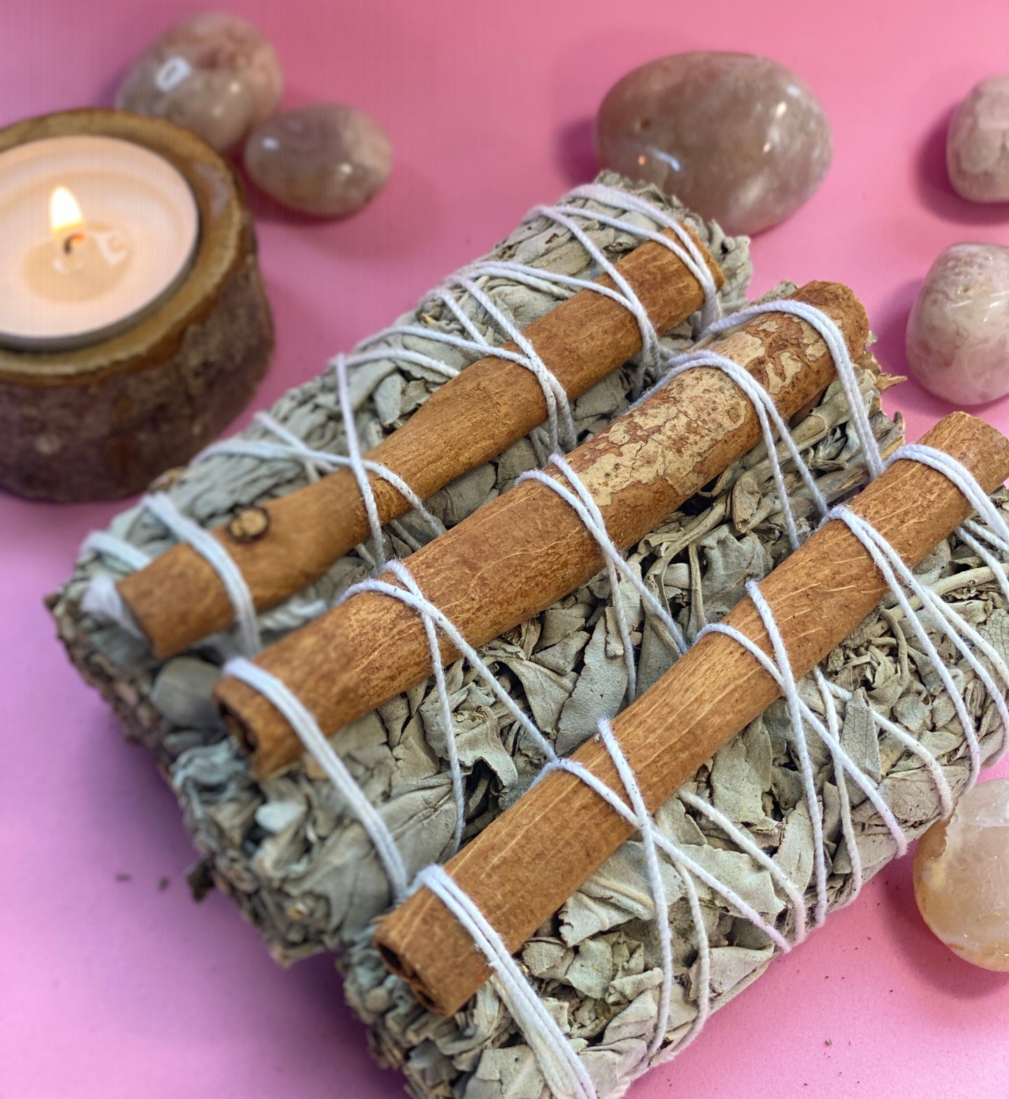 Sage and cinnamon smudge stick, Cleanse your aura, home and crystals, Abundance ritual, Burn cinnamon for prosperity