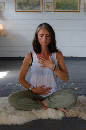 The Healing Benefits of Kundalini Yoga and Crystals