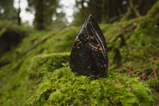 Discover the Top 10 Crystals for EMF Protection