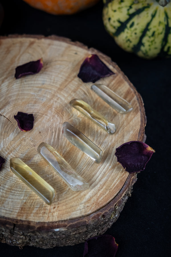 How to Use Manifestation Crystals in Everyday Life