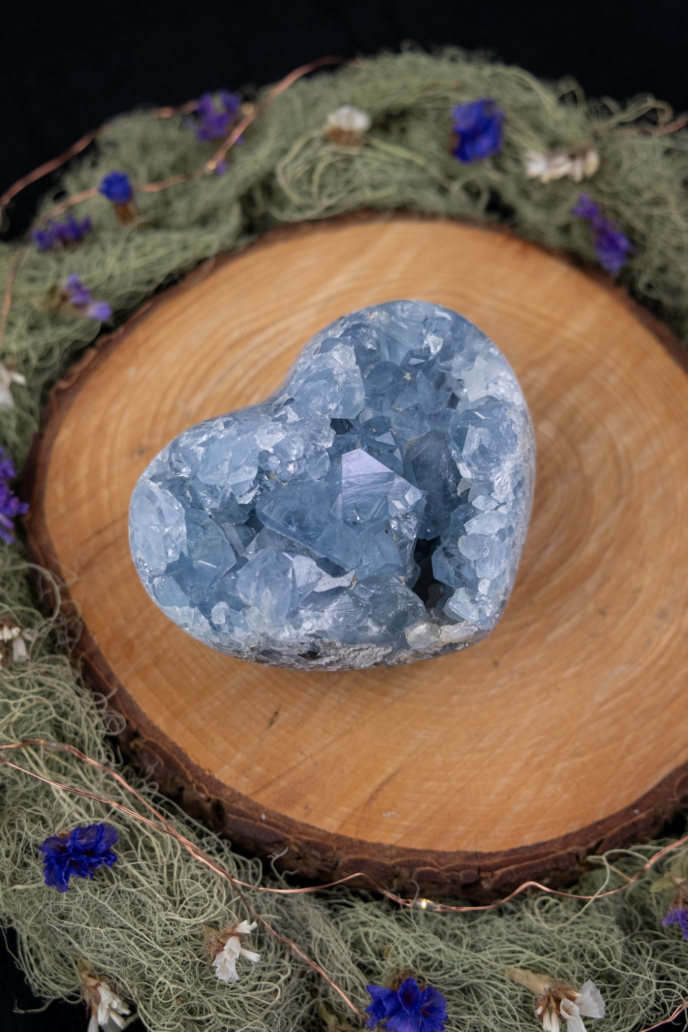 Throat Chakra Crystals - Communication, Truth and Self Expression