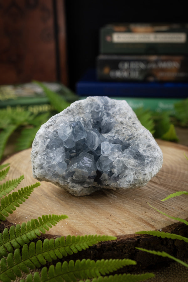 Celestite crystal cluster, A+ grade, Ethically sourced, Crystal for calm & heal, Crystal for peace, Angel crystal, Small crystal geode.