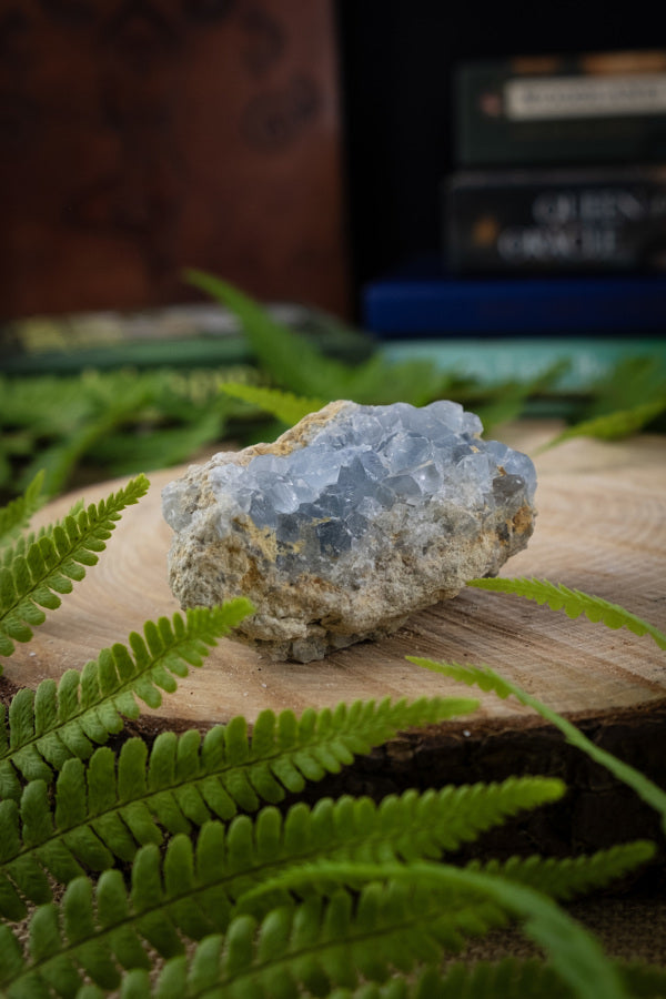 Celestite crystal, Celestite cluster, Small crystal geode, AAA grade, Crystal for calm, Healing crystal, Crystal for peace, Angel crystal.